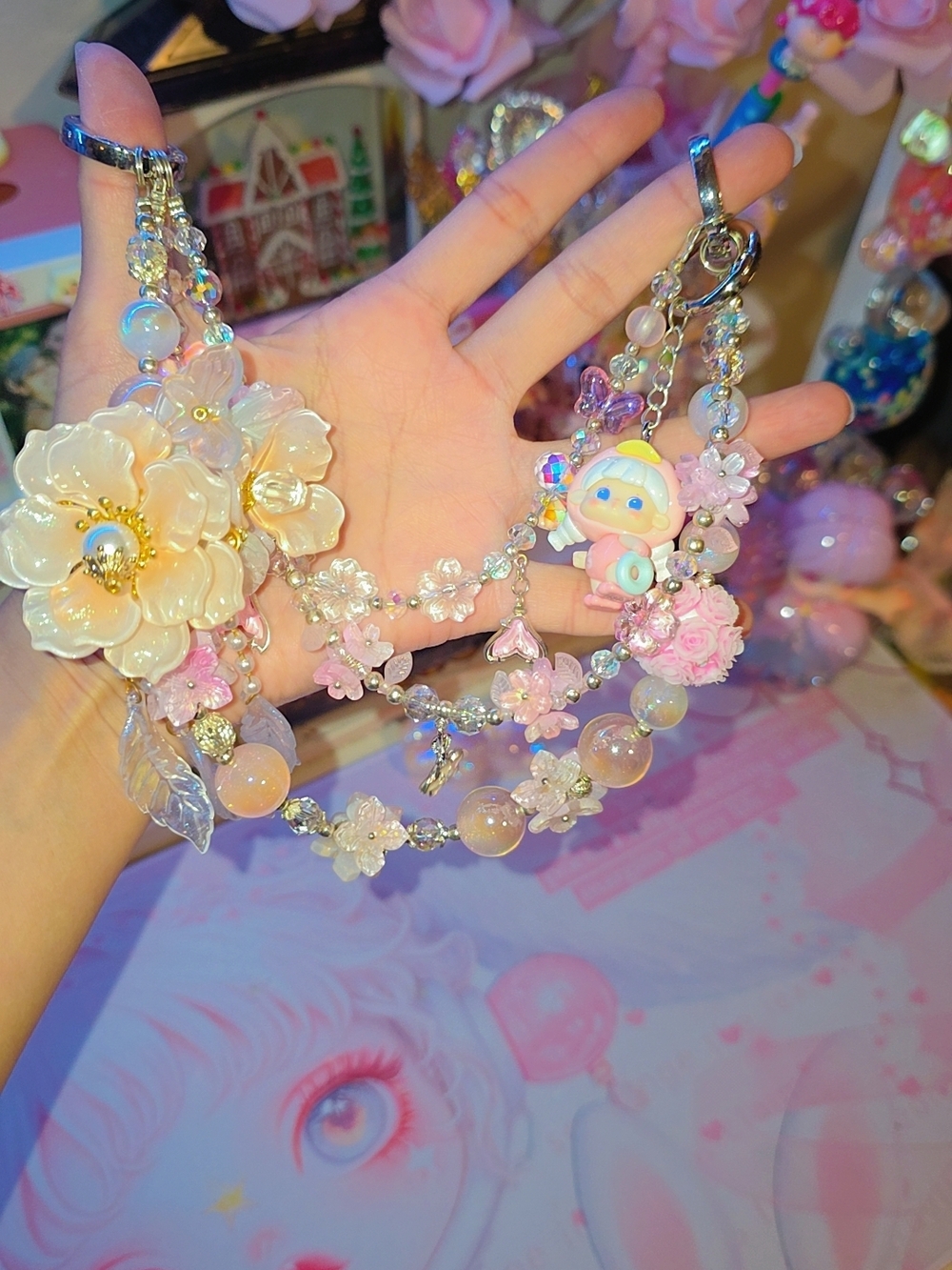 Handmade Pink Floral Bag Chain With QoQo - Picture 3 of 3